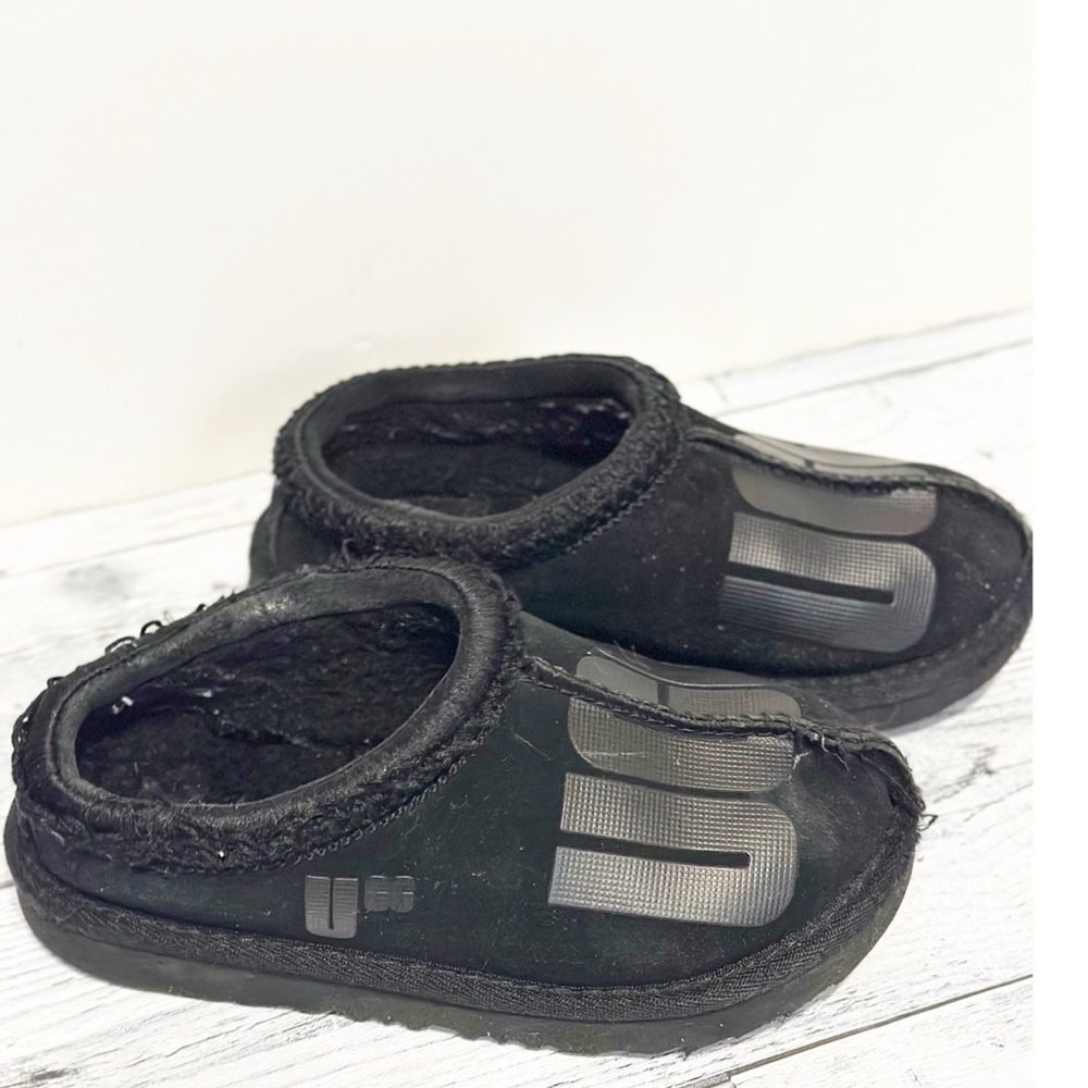 UGG Kids' Tasman II Scatter Graphic slippers black suede Sz 12 - Picture 5 of 6